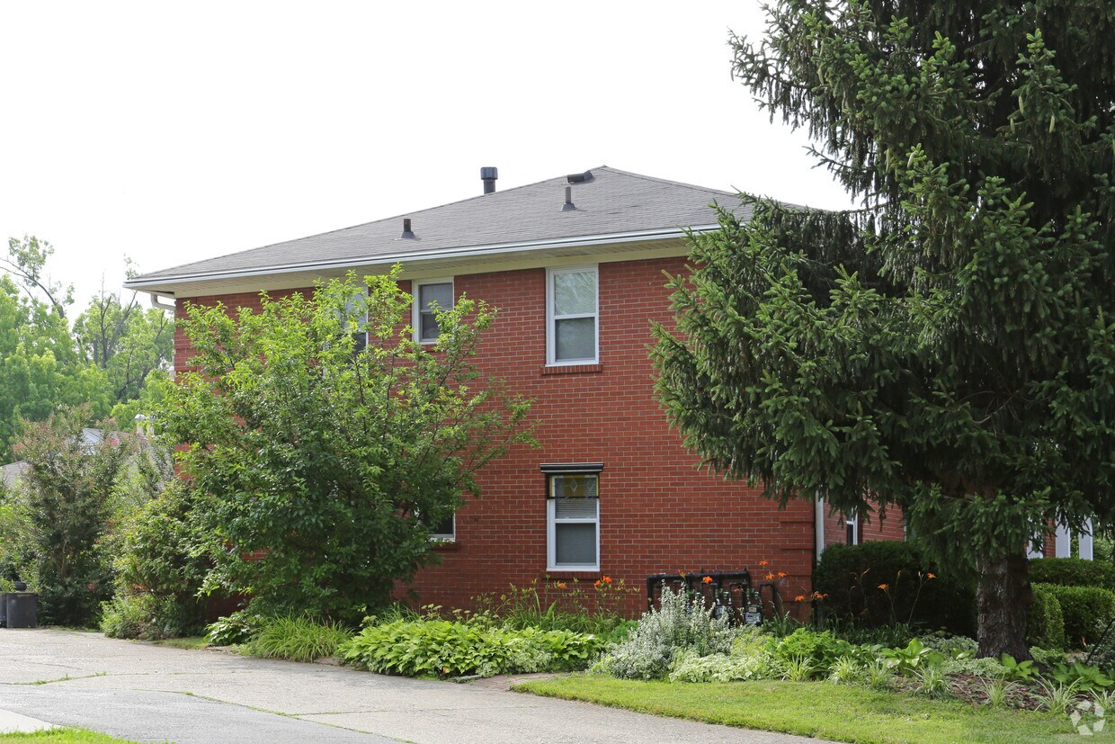 Foto del edificio - 2713 Riedling Dr