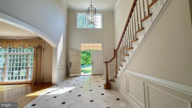 Foto del edificio - 1354 Lewinsville Mews Ct