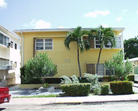 Vista a la principal - 6961 Carlyle Ave