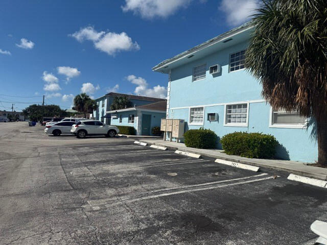 Foto del edificio - 241 SE 10th Ave