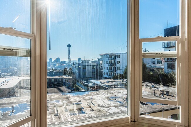 Interior Photo - Galleon Apartments