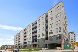 Building Photo - 8509-8158 158 St Building Photo - 8509-8158 158 St