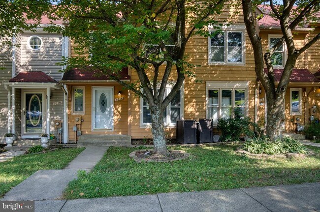 Building Photo - 6616 Beach Dr