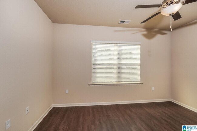 Foto del edificio - 6340 Rainbow Row