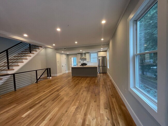Building Photo - Amazing Brookline 4 bed 3.5 baths…. FEE PAID BY LANDLORD