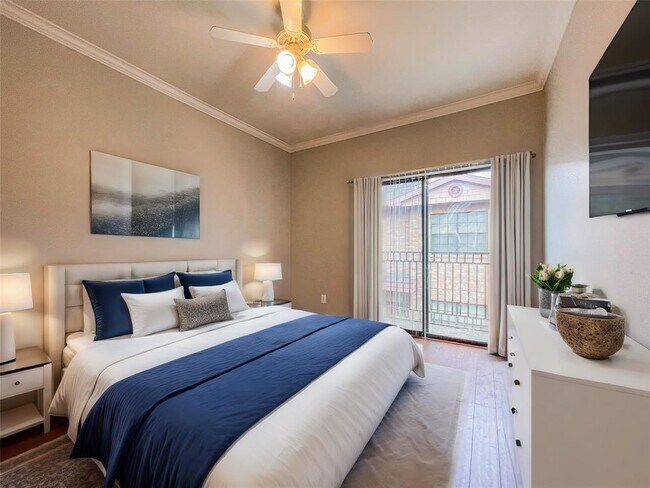 Foto del edificio - 9400 Bellaire Blvd