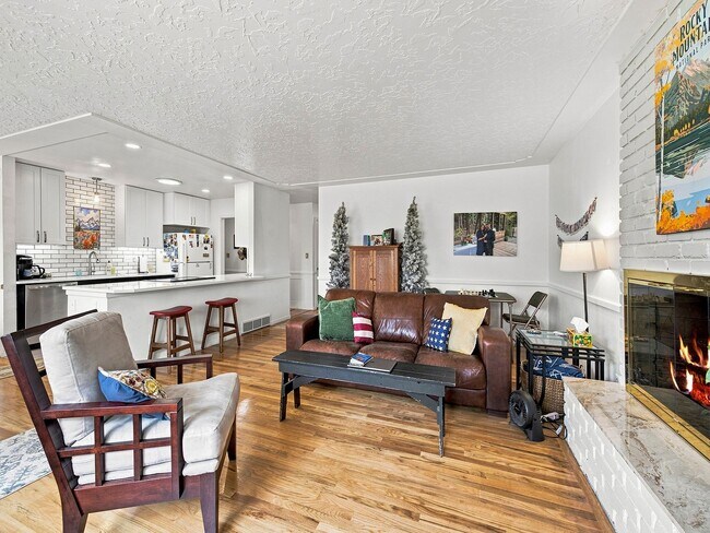Foto del edificio - 513 Harvard Ln