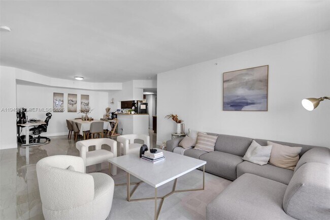 Foto del edificio - 701 Brickell Key Blvd