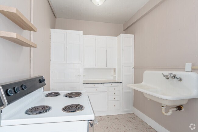 1 habitación, 1 baño - 700 pies cuadrados - - Rollins Apartments