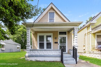 Building Photo - 3017 Greenwood Ave
