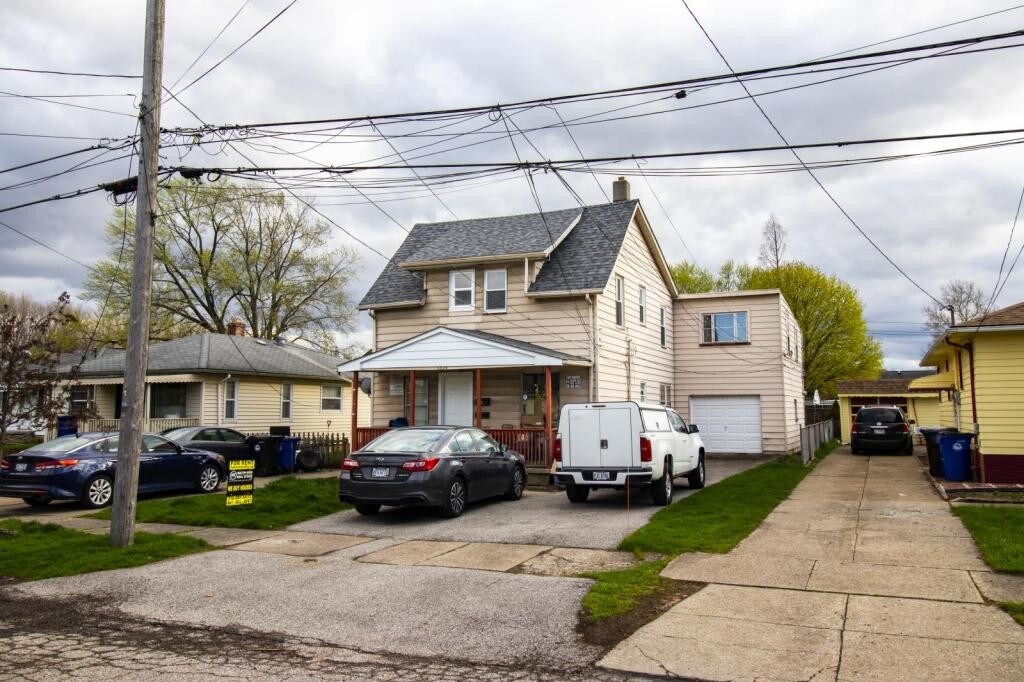 Primary Photo - 3834 Bosworth Road #Up