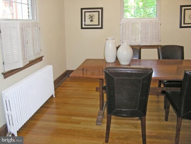 Foto del edificio - 417 Ellsworth Dr