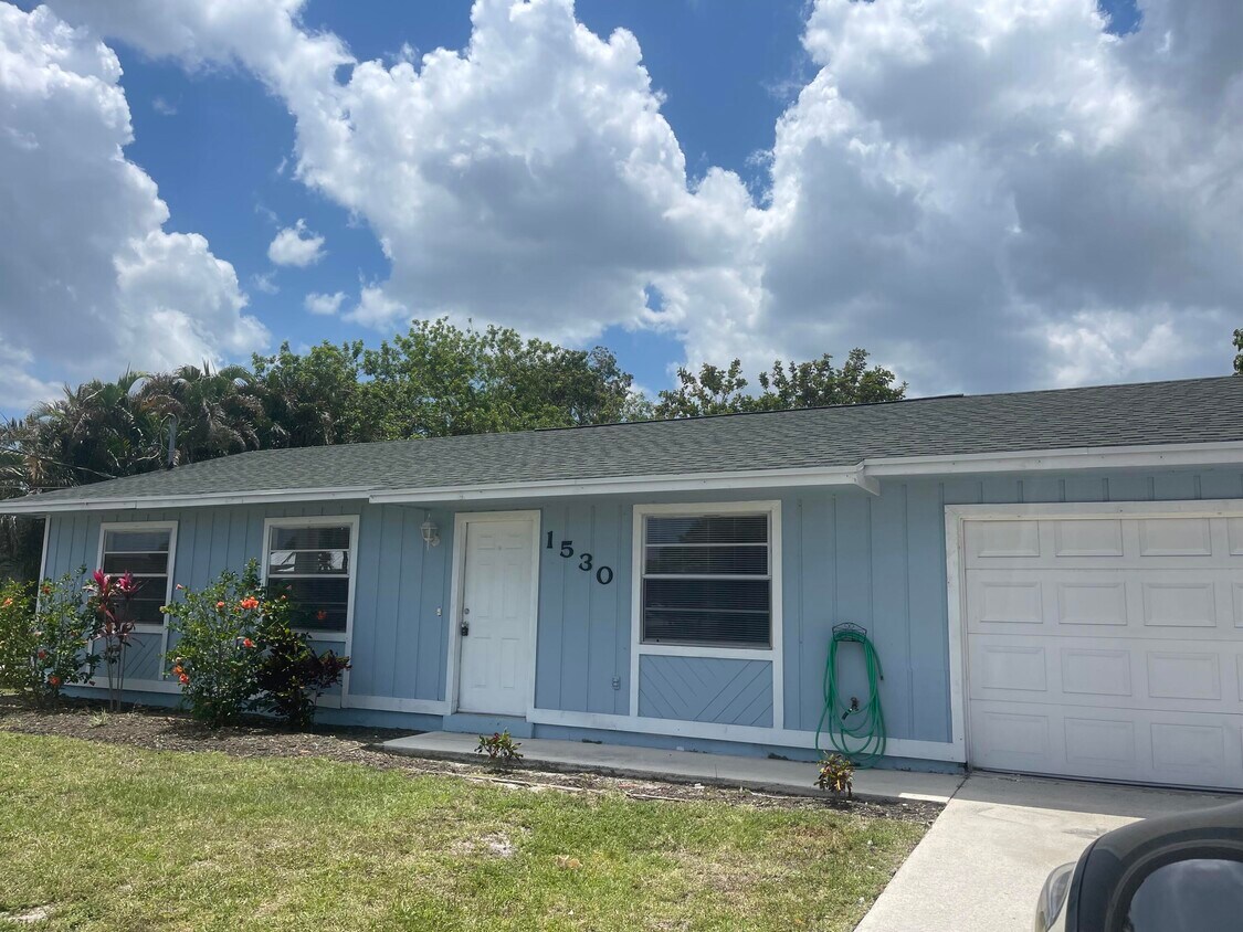 1530 SW Bayshore Blvd Port Saint Lucie, FL 34983 - Alquileres en Port ...