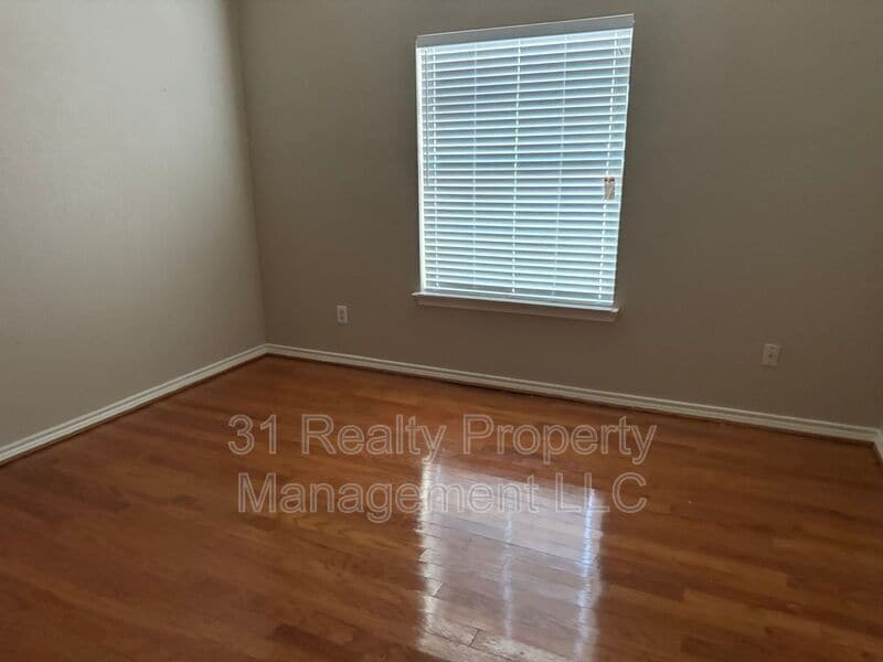 Building Photo - 5287 W Cove Way