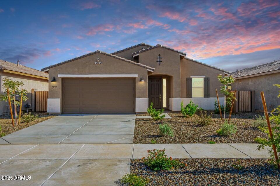 Foto principal - 16035 W El Cortez Pl