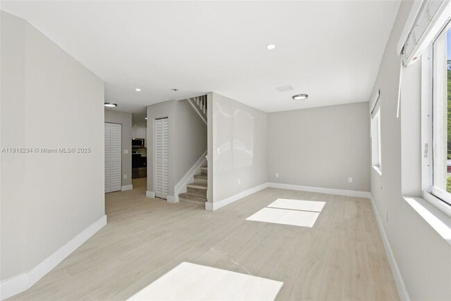 Foto del edificio - 11939 SW 218th St