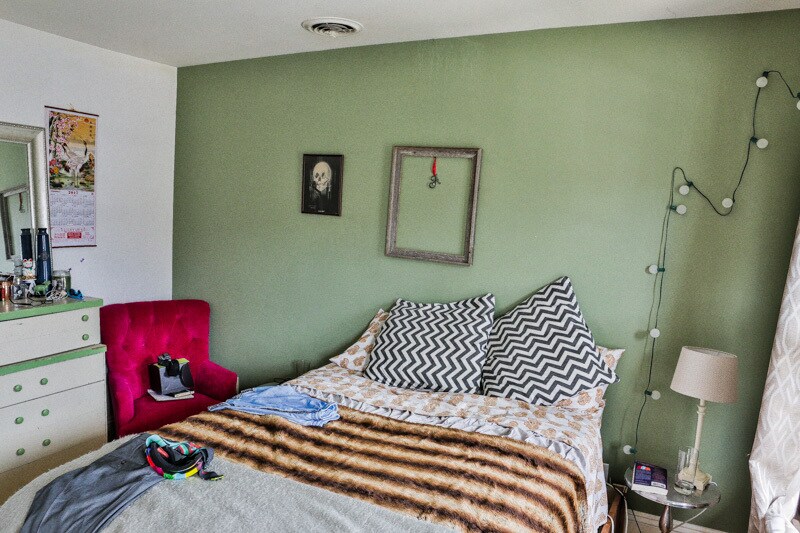 Primary Photo - 2421 N Weil St