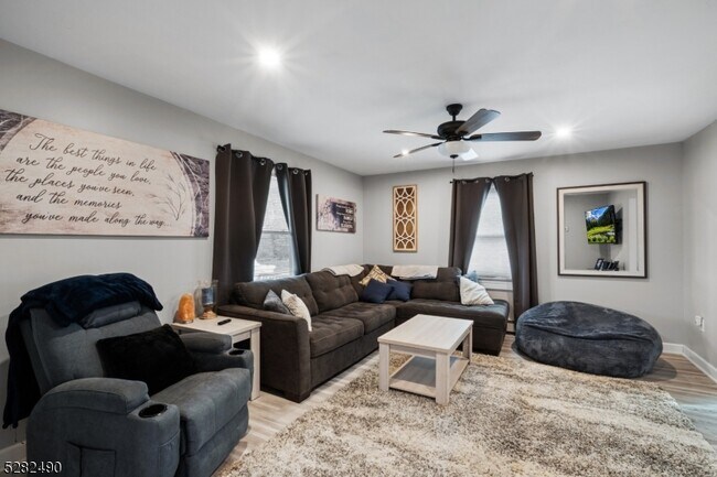 Building Photo - 259 NJ-284