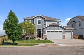 Building Photo - 15411 Village Cir E