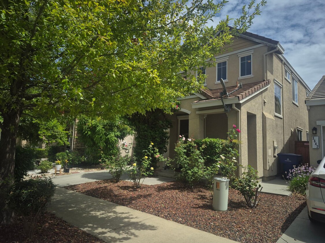 Photo - 3648 Naturita Way