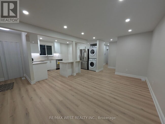 Building Photo - 198 Cherrywood Dr