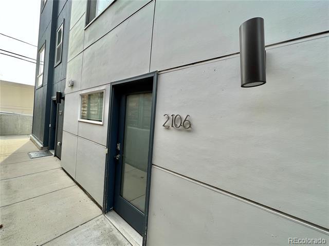 Foto del edificio - 2106 Eliot St