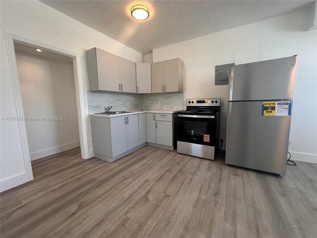 Foto del edificio - 50 NW 79th St