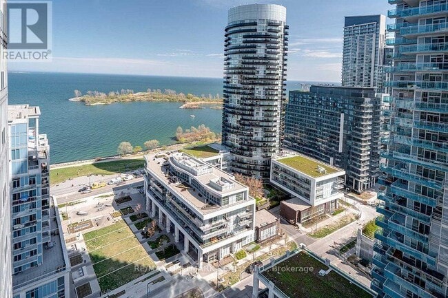 Building Photo - 1-2121-2121 Lake Shore Blvd W