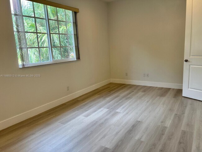 Foto del edificio - 2764 SW 81st Terrace