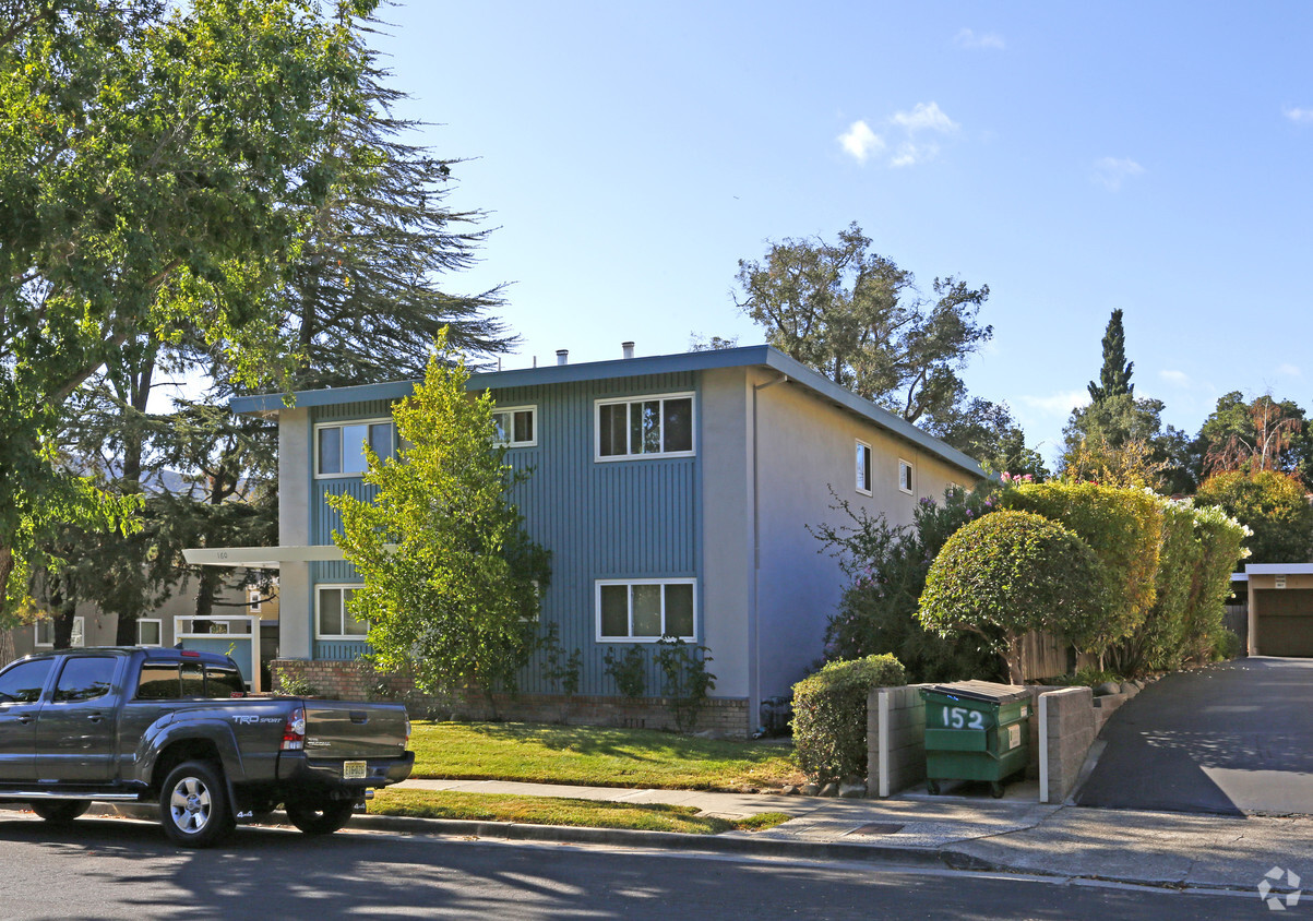 Building Photo - 160 Towne Terrace