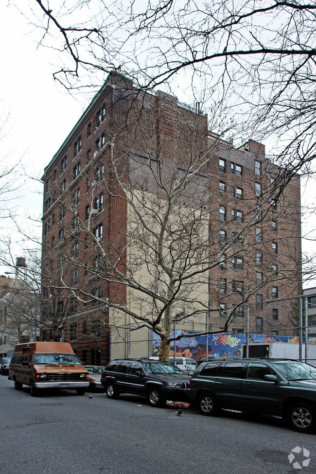 Foto del edificio - 125 W 76th St