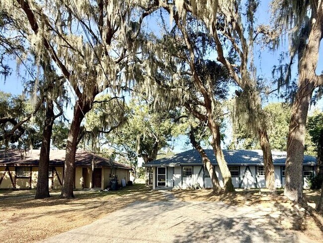 Foto del edificio - 1339 Eagleview Dr