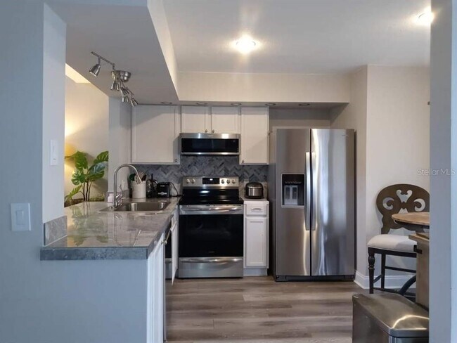 Foto del edificio - 1223 Barefoot Bay Dr