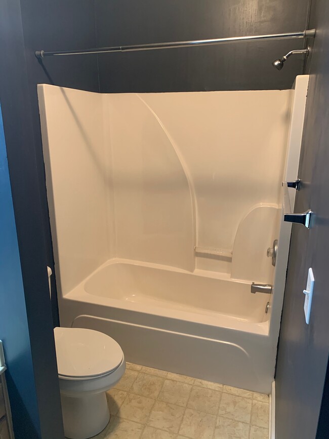 Bathroom - 7315 St Andrews Woods Cir