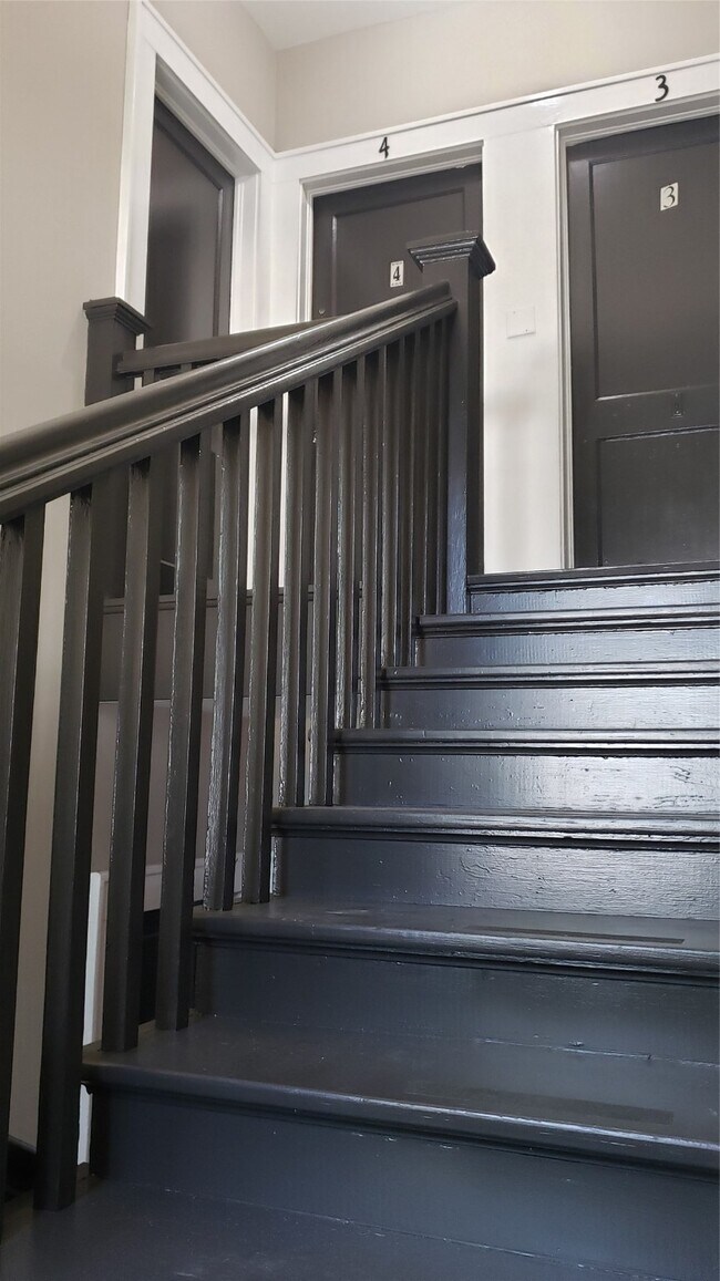 Building Photo - 3717 Audubon Pl