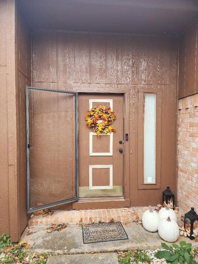 Foto del edificio - 711 Leicester Ln