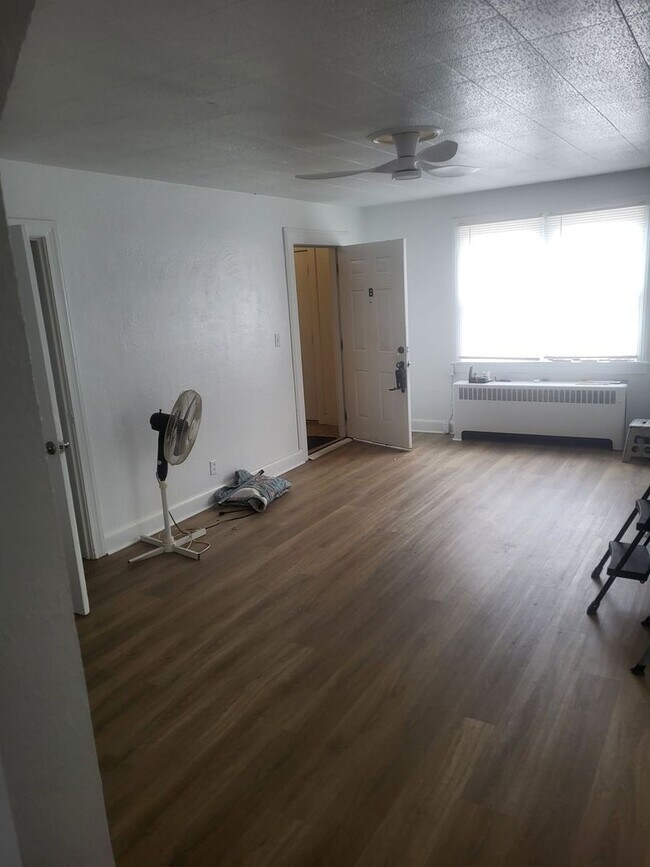 Foto del edificio - 3101 E Ocean View Ave