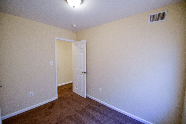 Photo - 1737 T St SE Apartment
