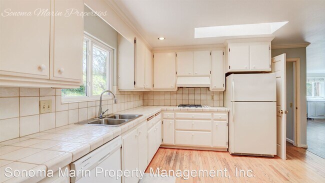 Foto del edificio - 2 br, 2.5 bath House - 9965 Bodega Hwy