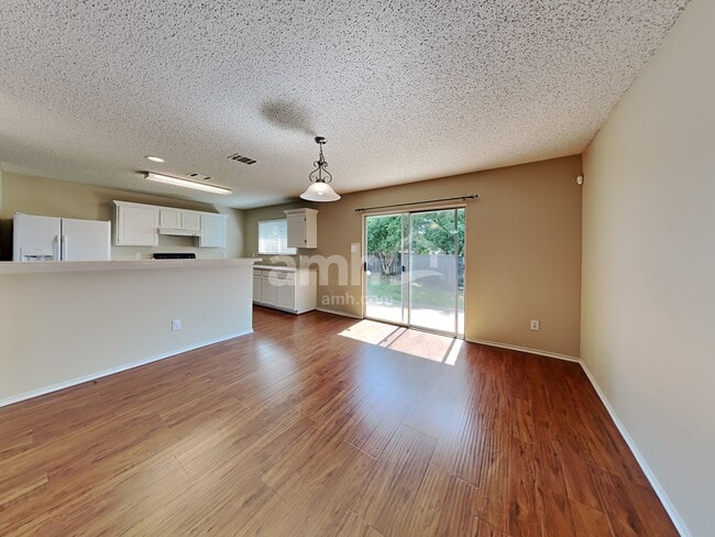 Building Photo - 1620 Morrison Drive