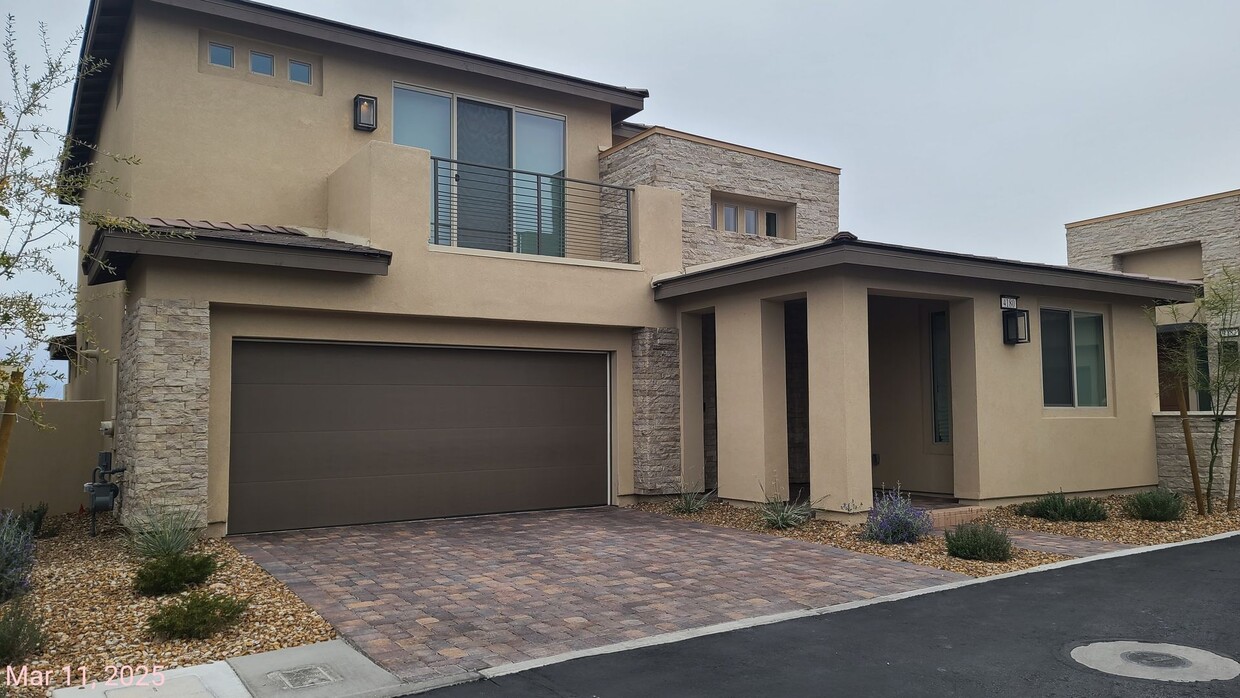 Primary Photo - Townhome located in Trilogy community in S...