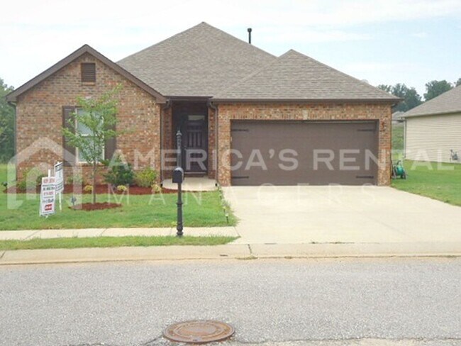 Foto del edificio - Home Available For Rent in Pinson, AL!!! A...