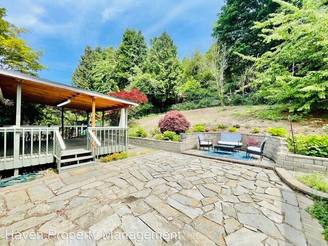 Building Photo - 5 br, 2 bath House - 5614 17th Ave SW