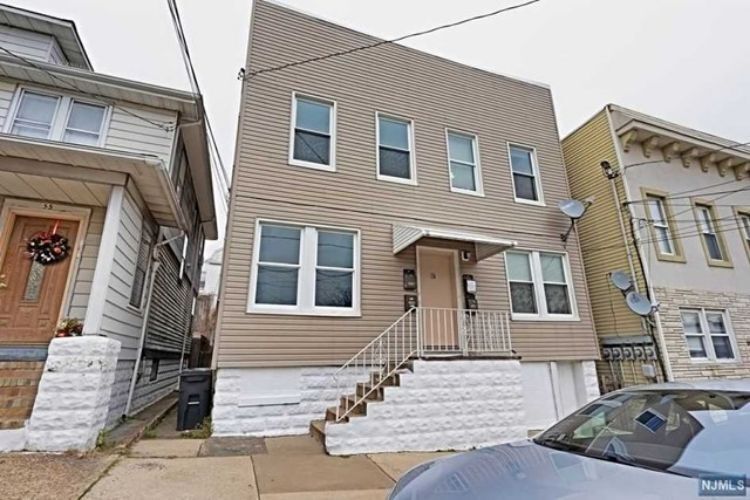 Primary Photo - 57 Tappan St