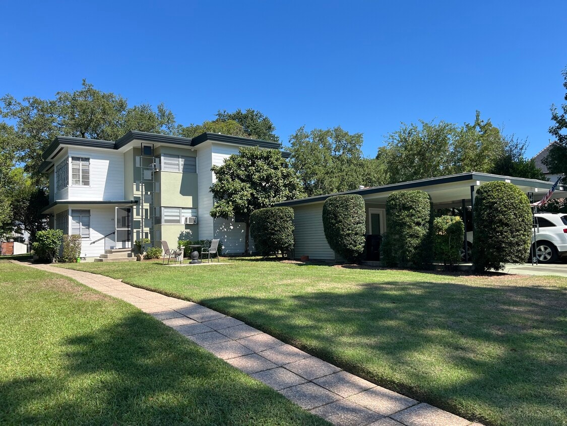30 Thrasher St. - 30 Thrasher St