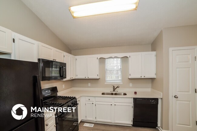 Foto del edificio - 124 Emerald Pines Dr