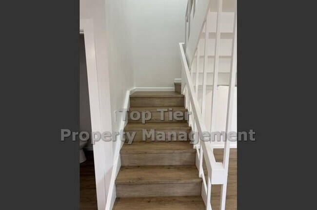 Foto del edificio - AVAILABLE NOW!! Newly Remodeled UTC/UCSD Condo | Modern Living in the Heart of San Diego