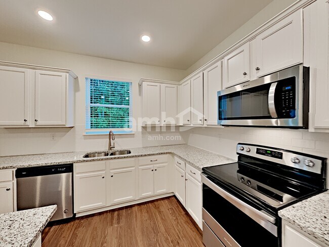 Foto del edificio - 1920 Brook Enclave Trail