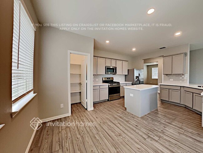 Foto del edificio - 656 Ridgeback Trail