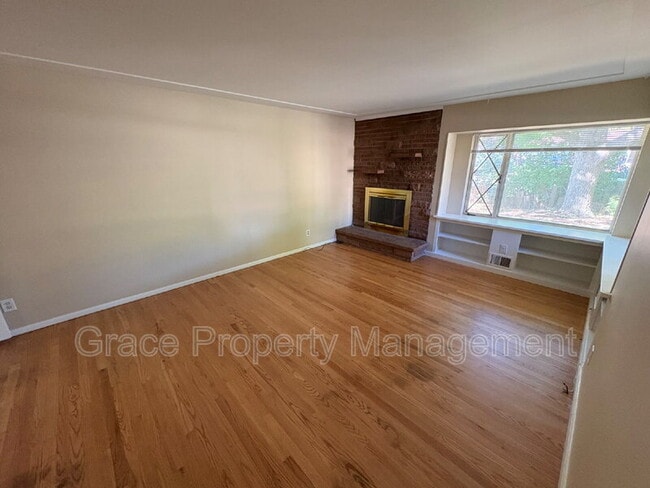 Photo - 520 S Otis St House